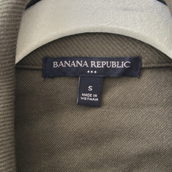 Banana Republic chore jacket
never worn NWOT - Picture 2 of 4